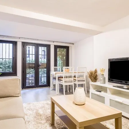 Apartment Convenient Flat W Garden 10 Min To Galataport *