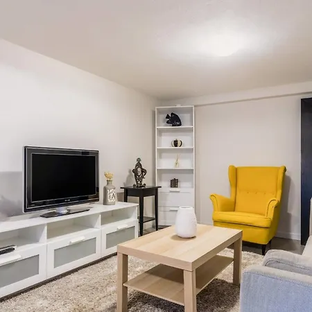 Convenient Flat W Garden 10 Min To Galataport *